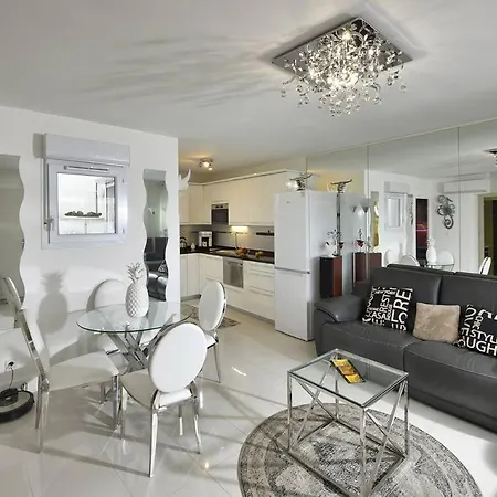 Greece - Natura Nb 3 Avec Garage - Jacuzzi - Luxe - 4 Personnes 阿格德