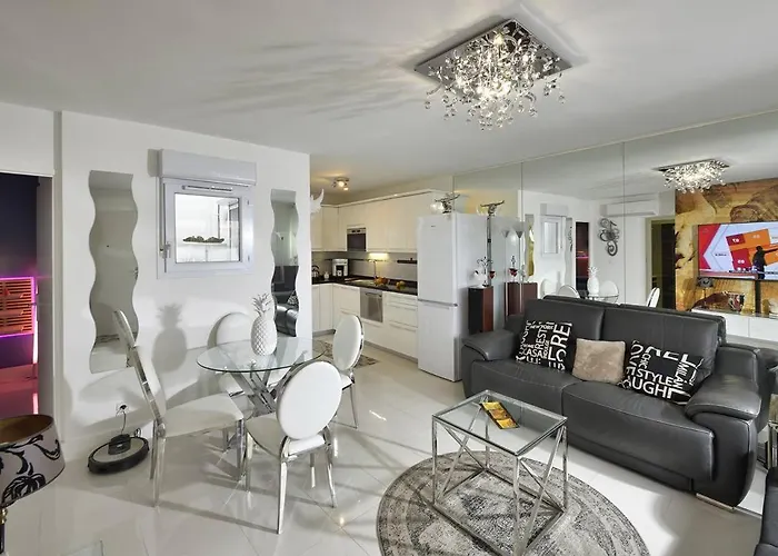 Greece - Natura Nb 3 Avec Garage - Jacuzzi - Luxe - 4 Personnes 阿格德